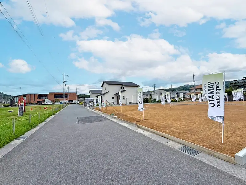 奈良県生駒郡平群町吉新３丁目（全４区画）建築条件付き土地の現地