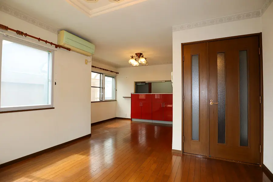 三重県名張市桔梗が丘西6番町の中古一戸建てのLDK