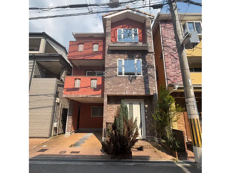 寝屋川市池田本町の中古一戸建ての外観