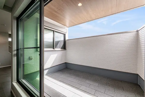 八尾市の新築注文住宅　バルコニー｜7ARC施工事例