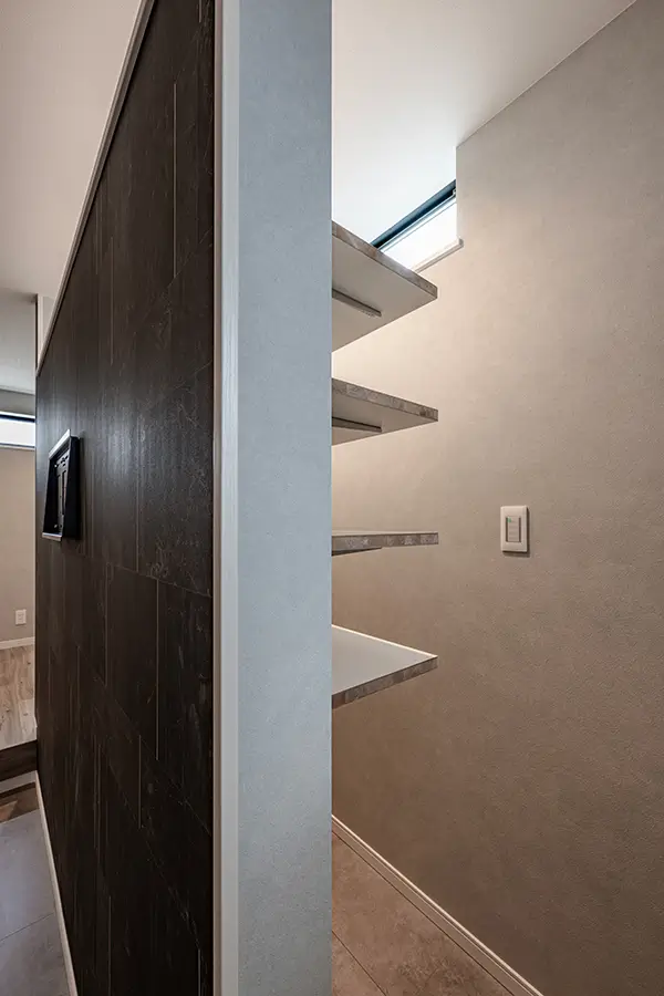 八尾市の新築注文住宅　クローゼット｜7ARC施工事例