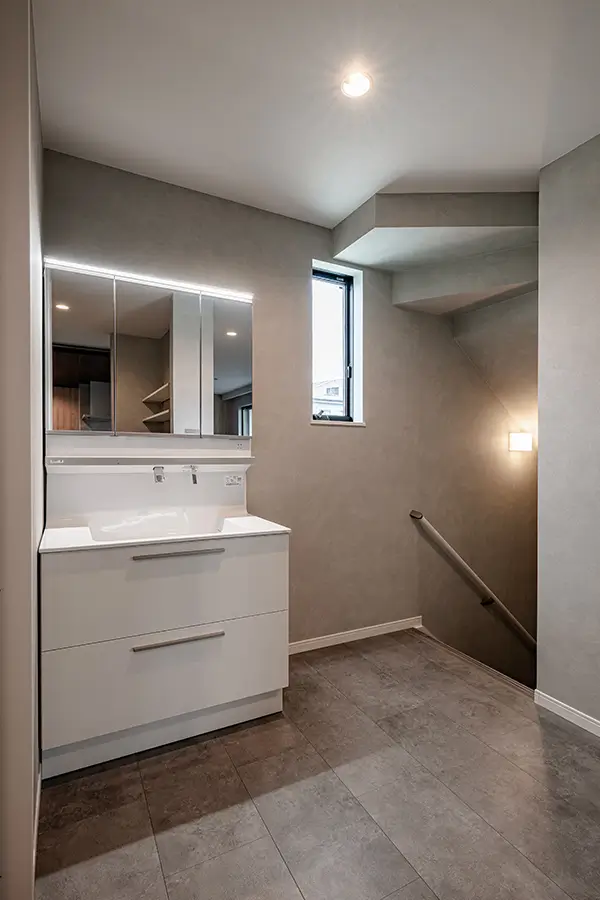 八尾市の新築注文住宅　洗面室｜7ARC施工事例