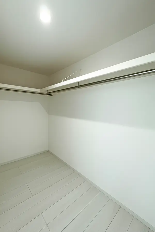 堺市北区の新築注文住宅　クローゼット｜7ARC（セブンアーク）施工事例