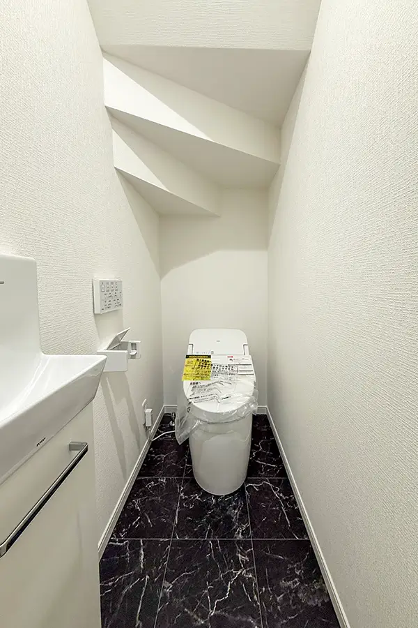 堺市北区の新築注文住宅　トイレ｜7ARC（セブンアーク）施工事例