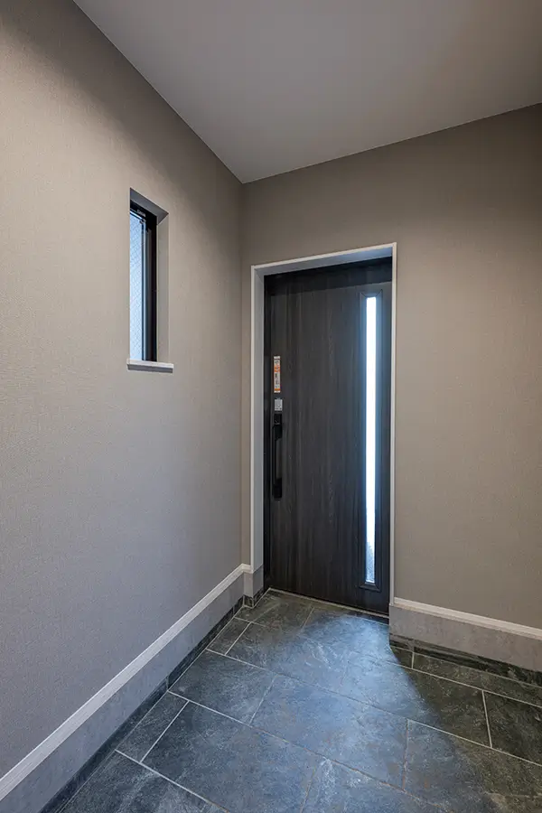 大阪市港区の新築注文住宅　玄関｜7ARC（セブンアーク）施工事例