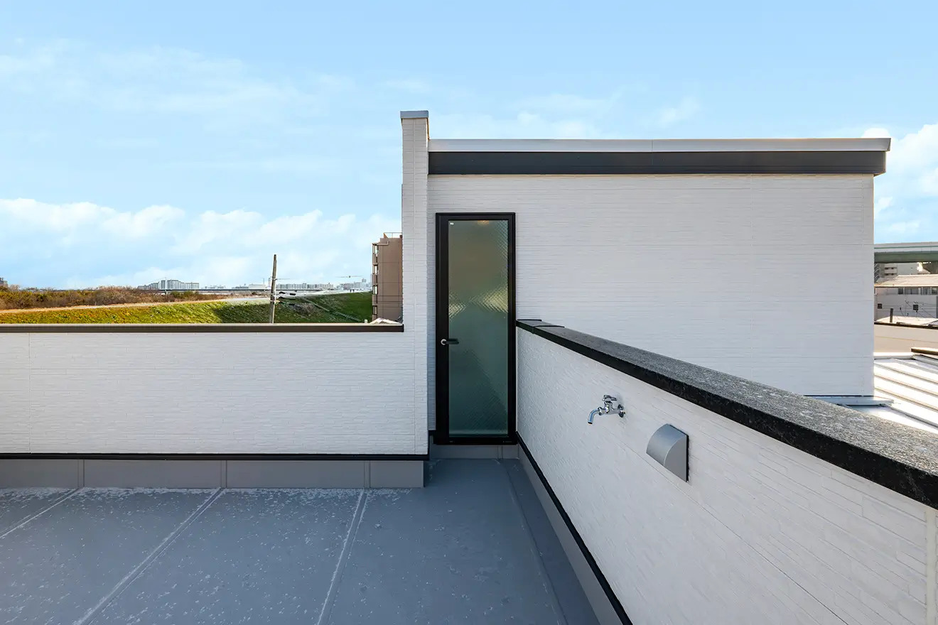 大阪市旭区の新築注文住宅　バルコニー｜7ARC（セブンアーク）施工事例